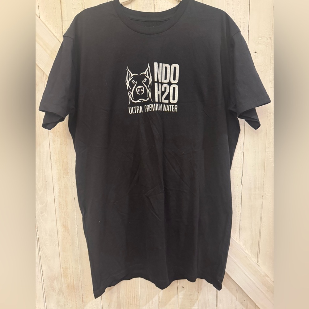 Black Graphic T-Shirt - Miami Heat - Size XL Men - NWOT